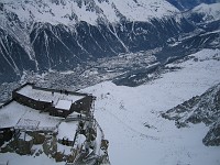  Aiguille du Midi - 3842m - right next to Mont-Blanc (4810m)