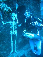  Neither of these divers were participating in the course